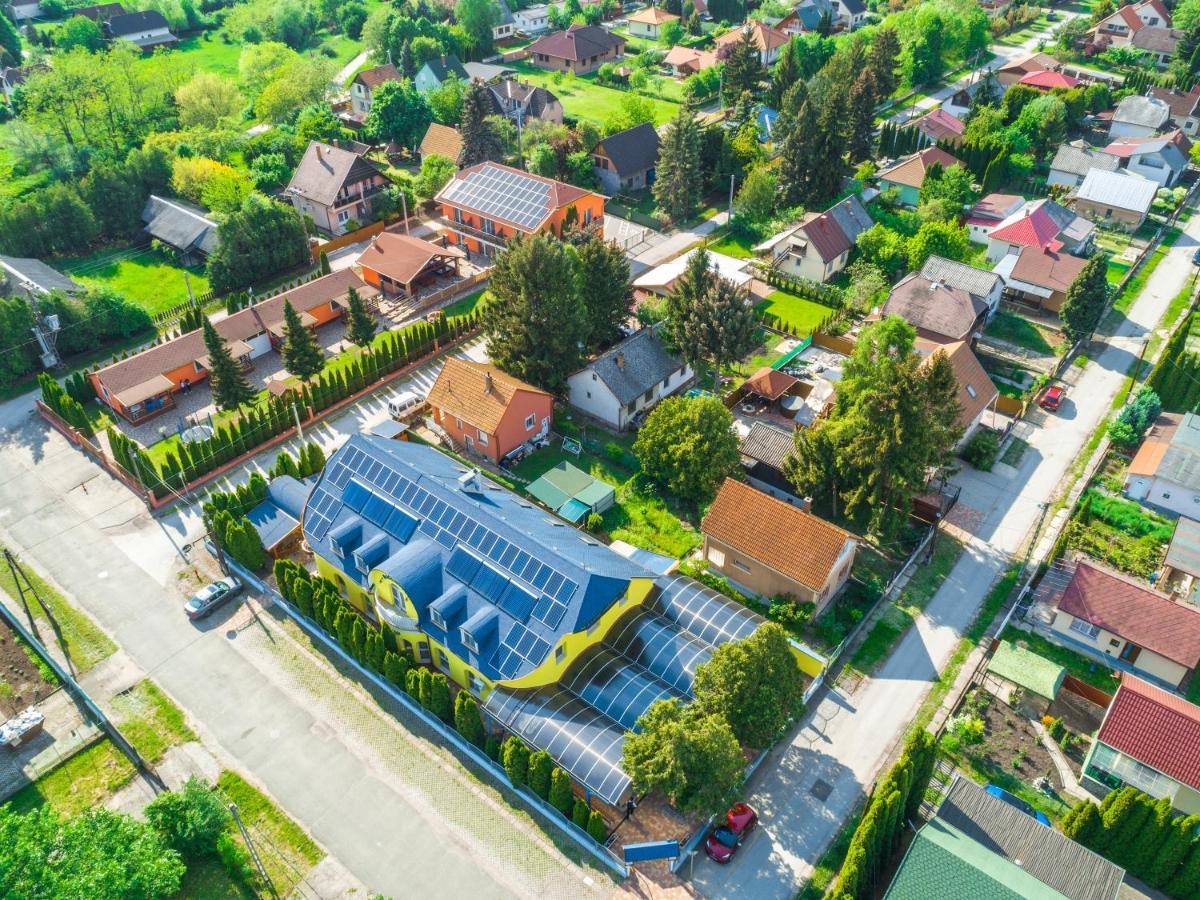 Hotel Boglarka Panzio - Etterem Mezőkövesd Exteriér fotografie