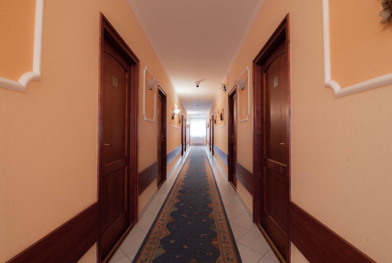 Hotel Boglarka Panzio - Etterem Mezőkövesd Exteriér fotografie